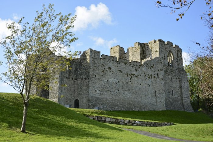 قلعة أويستر ماوث